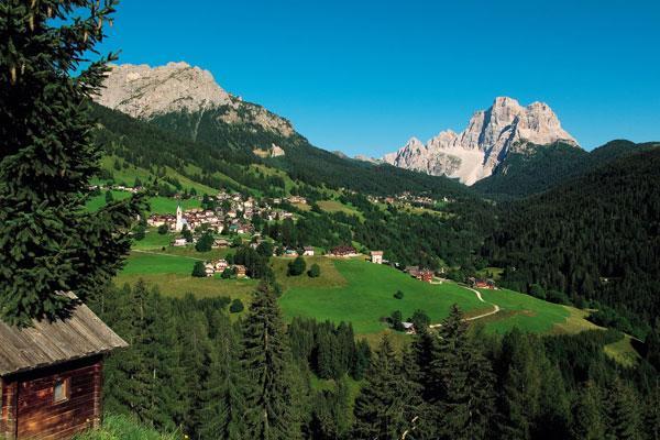 Garni La Rondine Hotel Selva di Cadore Exterior foto